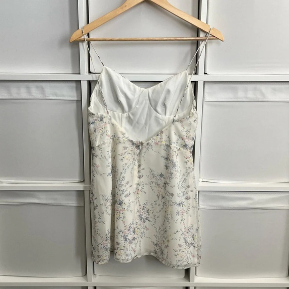 Revolve Superdown Eilena Fit & Flare Dress in White Floral - Picture 5 of 5